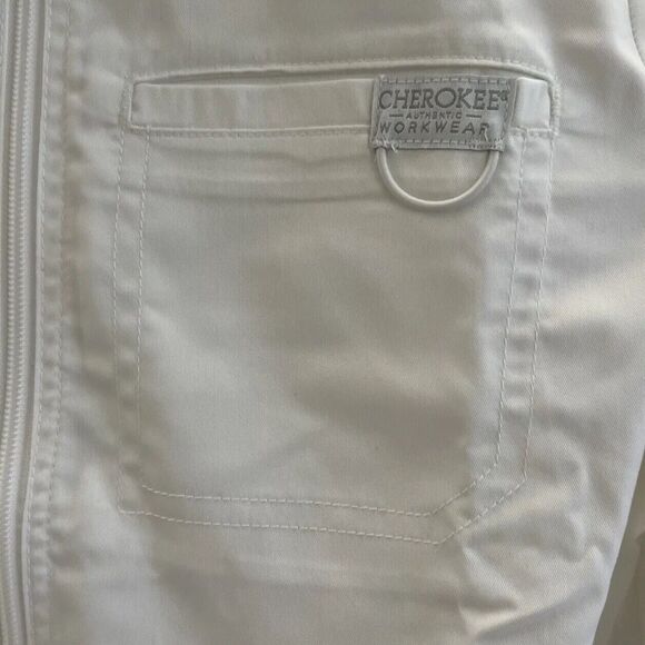 Cherokee Workwear Revolution Men Sz XS Zip Front White Scrub Jacket - Picture 2 of 16